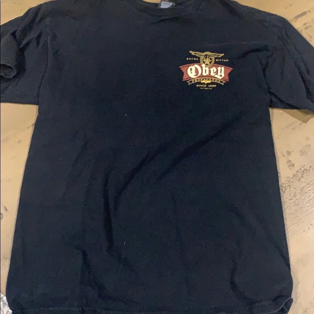 Black obey t shirt